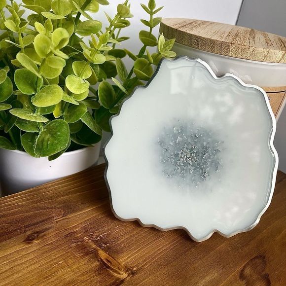 Resin Geode Coasters -- CUSTOM ORDERS ONLY - Picture 3 of 7